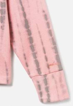 Komar Tie-Dye Henley Pajama Top Plus Sizes