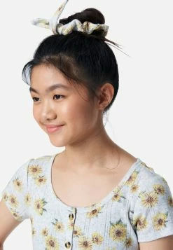 Adjmi Floral Henley Top & Hair Tie 9 Adjmi Floral Henley Top & Hair Tie