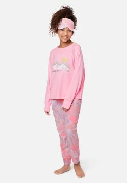 Komar Plus Sizes Graphic Raglan & Patterned Pajama Set