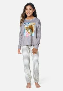 Komar Graphic & Patterned Pajama Set Plus Sizes