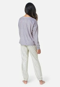 Komar Graphic & Patterned Pajama Set Plus Sizes