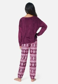 Komar Graphic & Patterned Pajama Set Plus Sizes