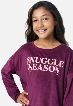 Komar Graphic & Patterned Pajama Set Plus Sizes