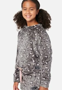 KOMAR Patterned Fleece Shorts Pajama Set