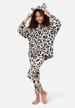Komar Faux Sherpa Color Block Pajama Set Plus Sizes