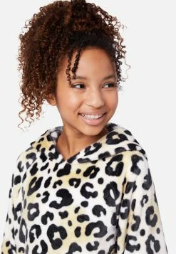 Komar Faux Sherpa Color Block Pajama Set Plus Sizes 8 Komar Faux Sherpa Color Block Pajama Set Plus Sizes