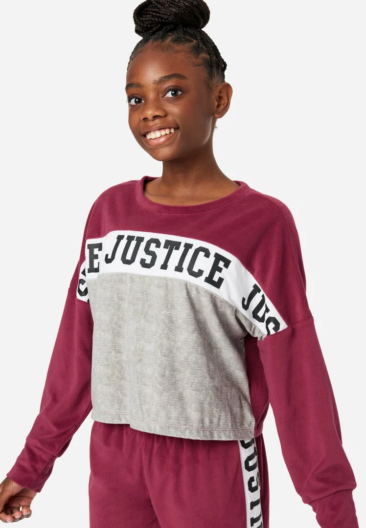 KOMAR Plus Sizes Color Block Fleece Shorts And Pants Pajama Set 8 KOMAR Plus Sizes Color Block Fleece Shorts And Pants Pajama Set