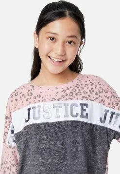 KOMAR Color Block Fleece Shorts And Pants Pajama Set Plus Sizes