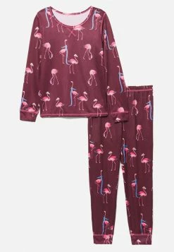 Komar Patterned Raglan Pajama Set Plus Sizes