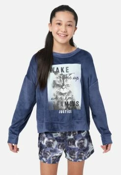 KOMAR Cozy Shorts Pajama Set Plus Sizes