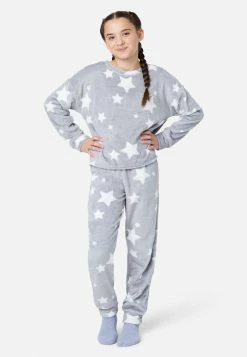 Komar Plush Patterned Pajama Set