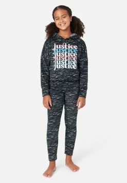 KOMAR Graphic Space-Dyed Hoodie Pajama Set