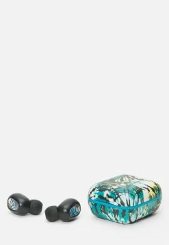 Sakar True Wireless Earbuds With Charging Case Bags & Accessories