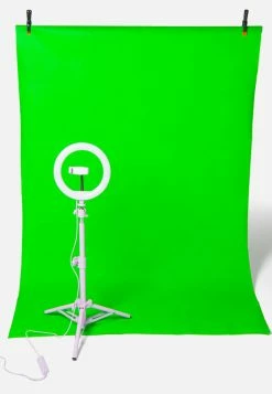 Sakar Vlogging Kit With Green Screen Bags & Accessories