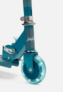 Sakar Bags & Accessories Light-Up Scooter