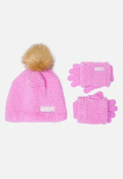 FANTASIA Faux Sherpa Pom-Pom Beanie Hat & Gloves Outerwear